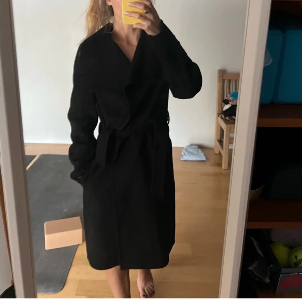 Tahari wrap coat - Picture 2 of 7